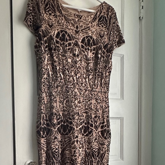 Sequin Gown - Picture 1 of 6